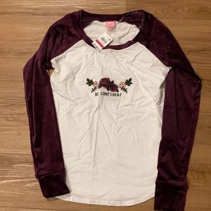 Jenni NWT Be Confident long sleeve T-shirt